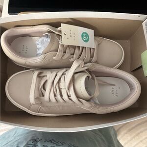 A New Day | MADDISON SNEAKERS | 9.5 WIDE | TAN